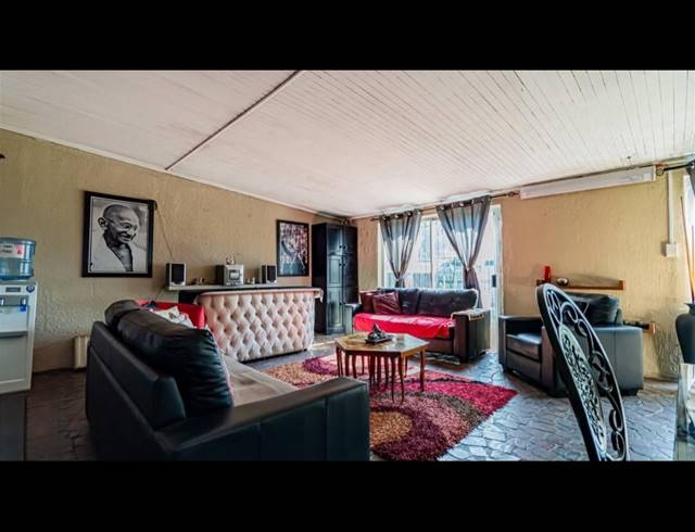 3 BEDROOM HOUSE FOR SALE IN DELVILLE